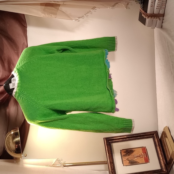 Tiara - Picture 4 of 5